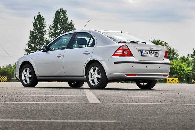 Mondeo MK3 1.8 16V: Jaká autobaterie zajistí nejlepší výkon?